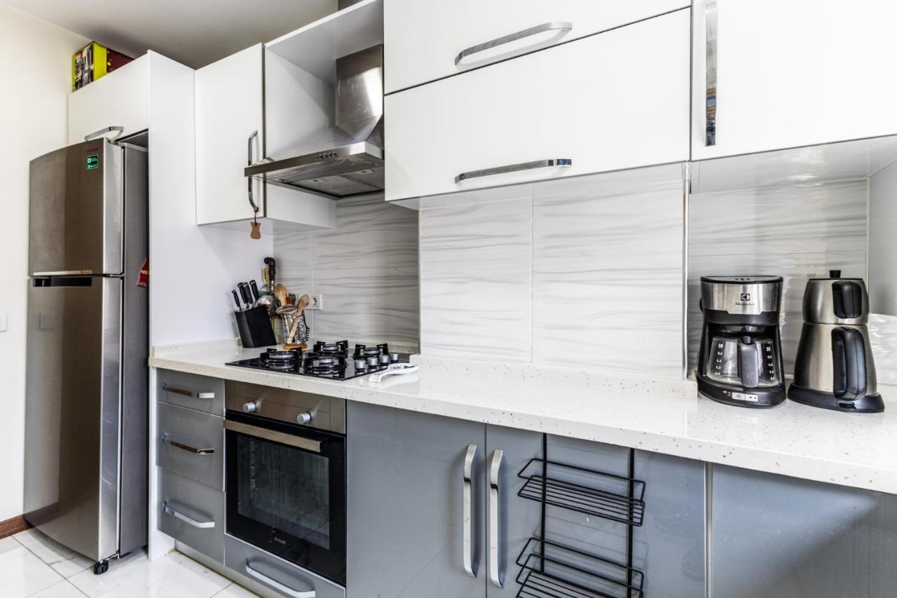 Spacious Flat Near Bagdat Avenue In Suadiye Apartamento Istambul Exterior foto